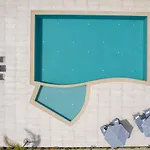 Destino Luxury Apts Resmo