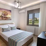 Destino Luxury Apts アパート レティムノ