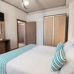 Destino Luxury Apts レティムノ