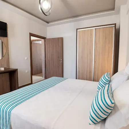 Destino Luxury Apts Rétino