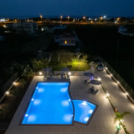 Destino Luxury Apts Apartamento *